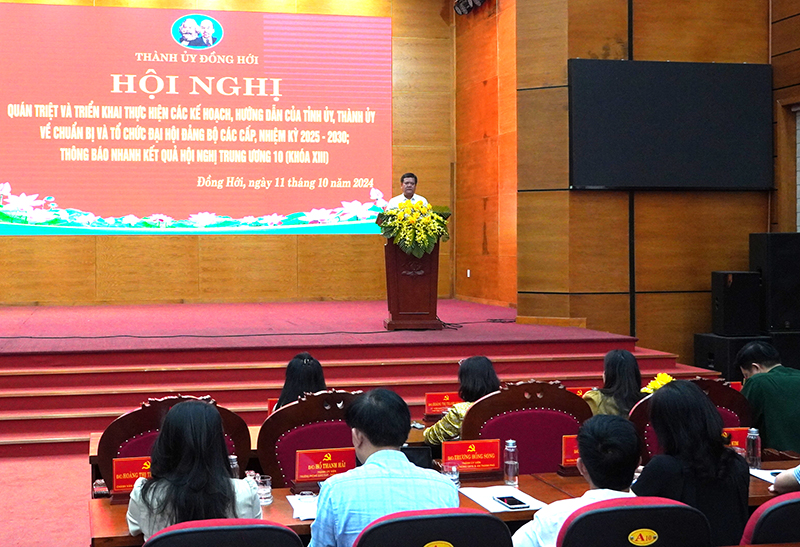 Đồng chí Bí thư Thành ủy Trần Phong kết luận tại hội nghị.