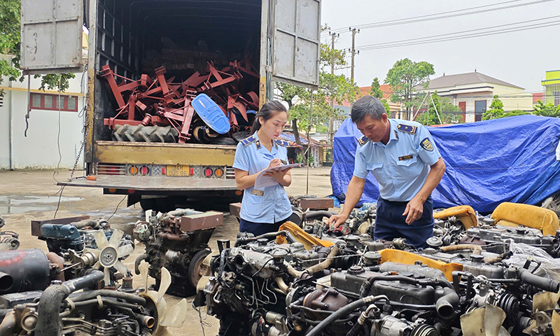 Phát hiện 21 động cơ diesel bị nhập khẩu trái phép
