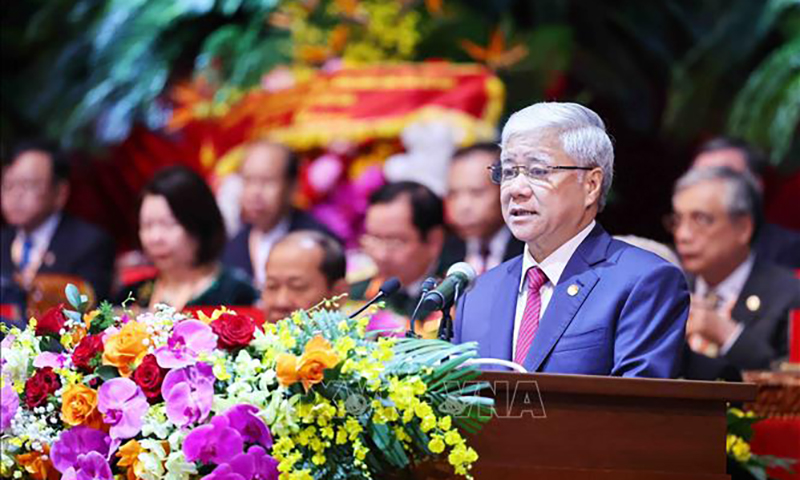 Đồng chí Đỗ Văn Chiến, Ủy viên Bộ Chính trị, Bí thư Trung ương Đảng, Chủ tịch Ủy ban Trung ương MTTQVN thay mặt Đoàn Chủ tịch trình bày diễn văn khai mạc đại hội. Ảnh: TTXVN