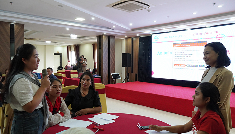 Tập huấn nâng cao năng lực cho tổ truyền thông cộng đồng