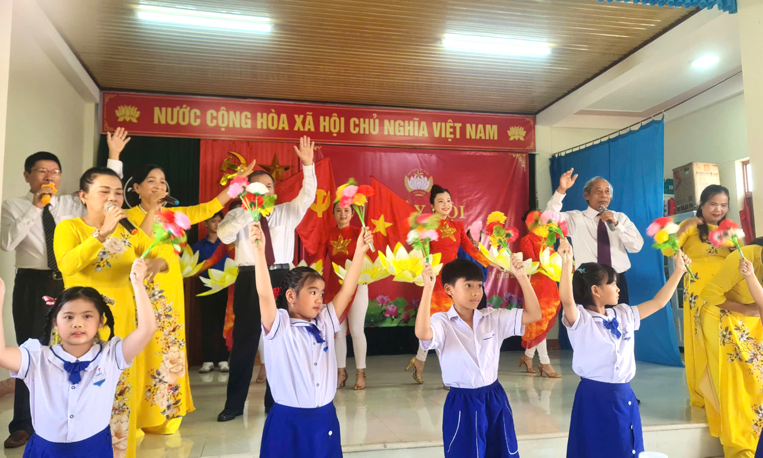 Rộn ràng "Ngày hội Đại đoàn kết toàn dân tộc"