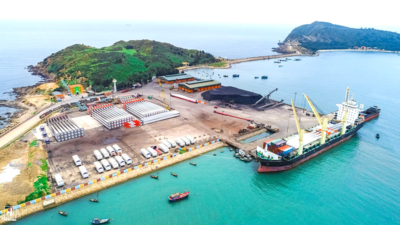 Quản lý hoạt động nạo vét trong vùng nước cảng biển và vùng nước đường thủy nội địa