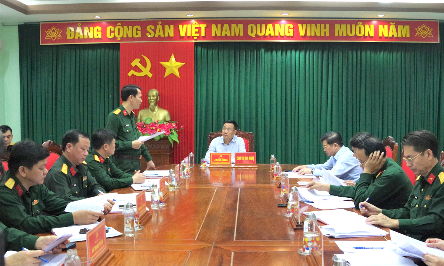 Quang cảnh hội nghị.