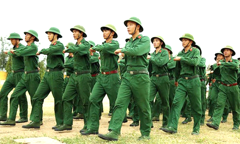 Thời hạn xét thăng cấp bậc quân hàm với hạ sĩ quan, binh sĩ là học viên trong các nhà trường