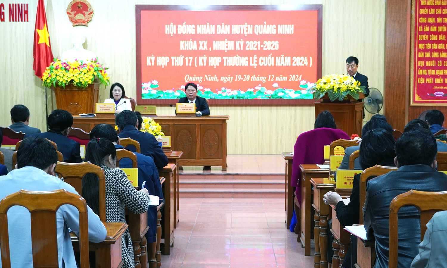 HĐND huyện Quảng Ninh: Bàn giải pháp thực hiện nhiệm vụ phát triển kinh tế-xã hội năm 2025