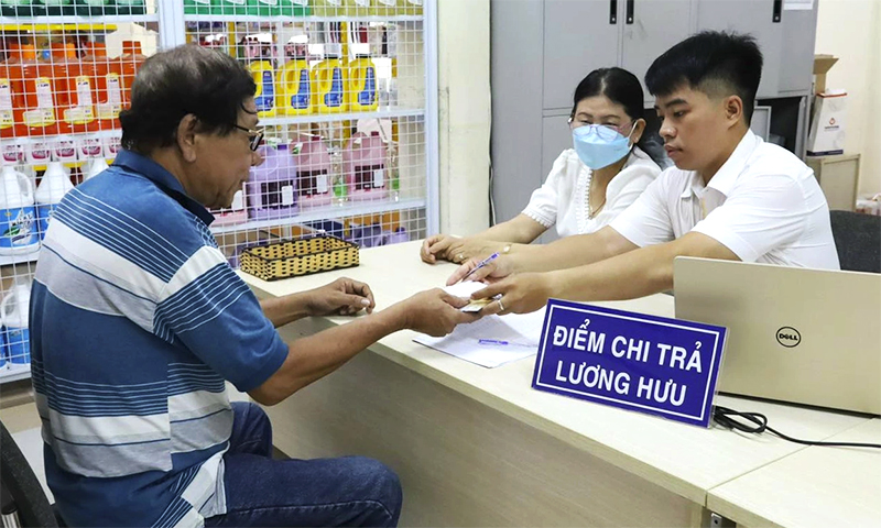 Quy chế thực hiện chế độ tiền thưởng đối với cán bộ, công chức, người lao động