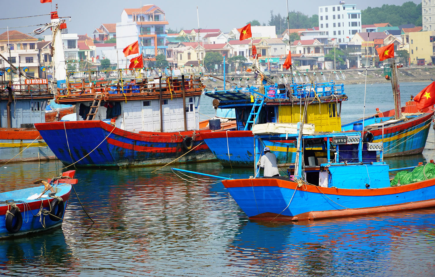 Đào tạo, cấp chứng chỉ thuyền trưởng, máy trưởng cho thuyền viên