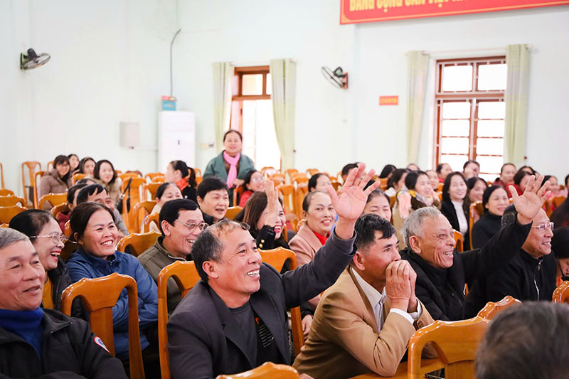 Ra mắt các câu lạc bộ "Di cư an toàn"