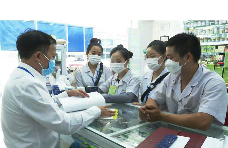 Công tác quản lý, kiểm tra hoạt động y tế trên địa bàn huyện Bố  Trạch được quan tâm triển khai thường xuyên.