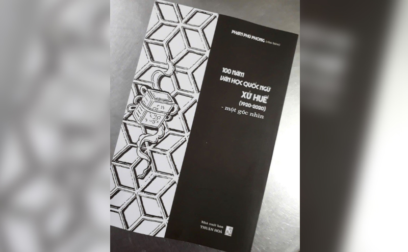 Trăm năm Huế vẫn nặng tình văn chương