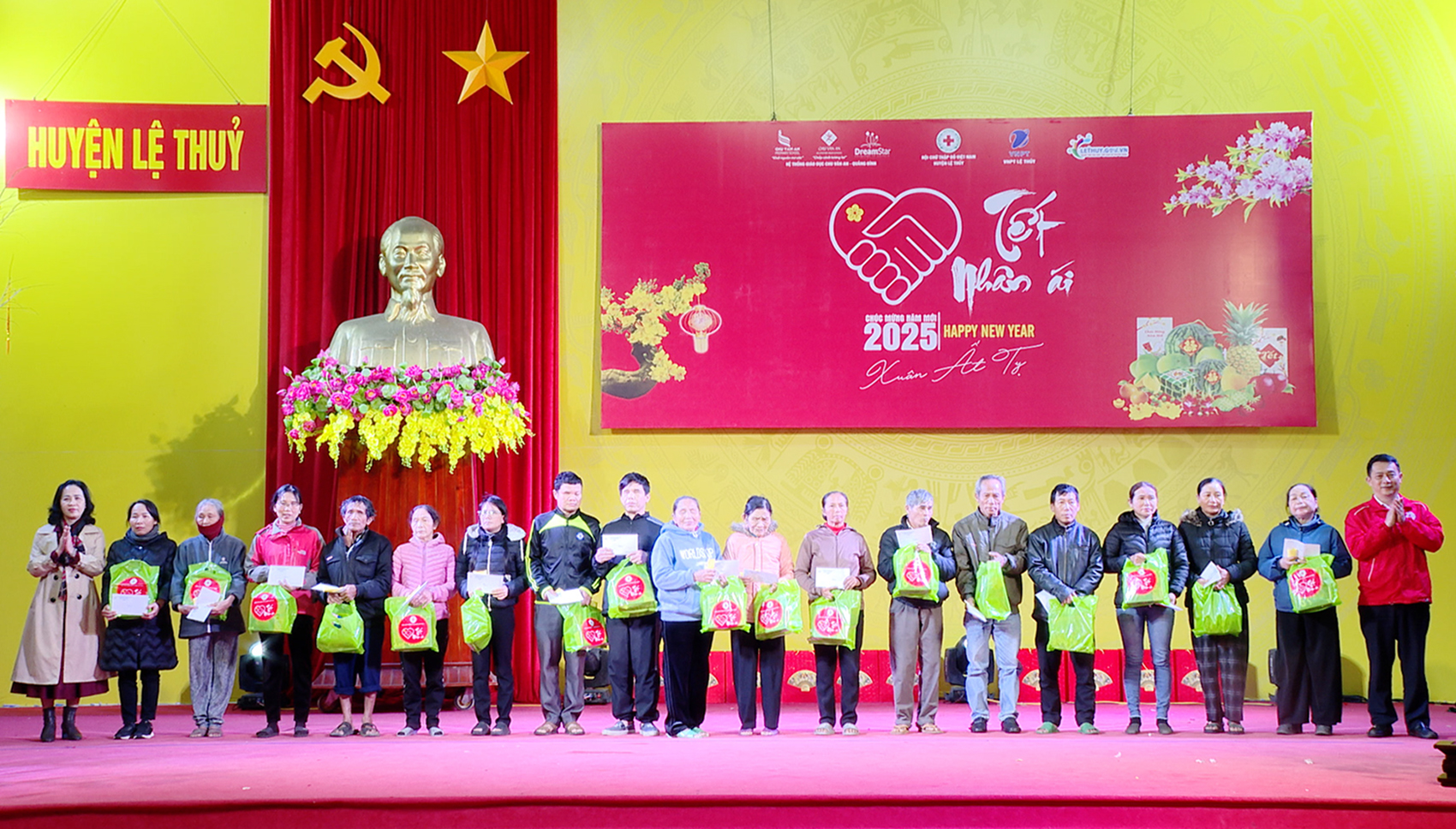 Lệ Thủy: Phát động chương trình "Tết nhân ái" Xuân Ất Tỵ năm 2025