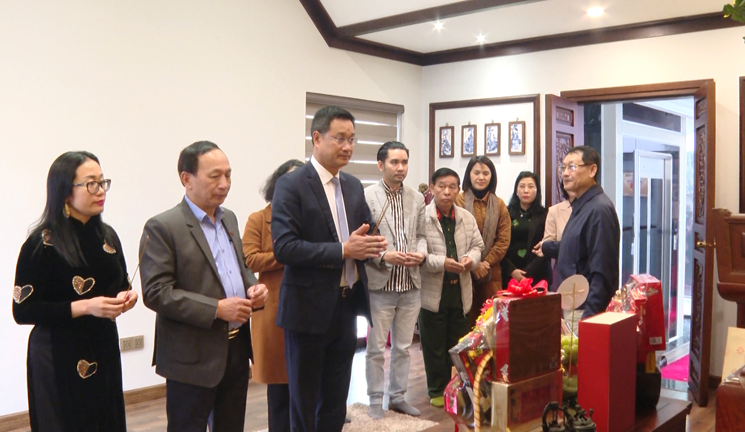 Lãnh đạo tỉnh thăm, chúc Tết gia đình Đại tướng Võ Nguyên Giáp, Trung tướng Đồng Sỹ Nguyên