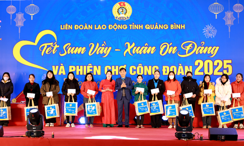 Chăm lo đời sống cho đoàn viên và người lao động