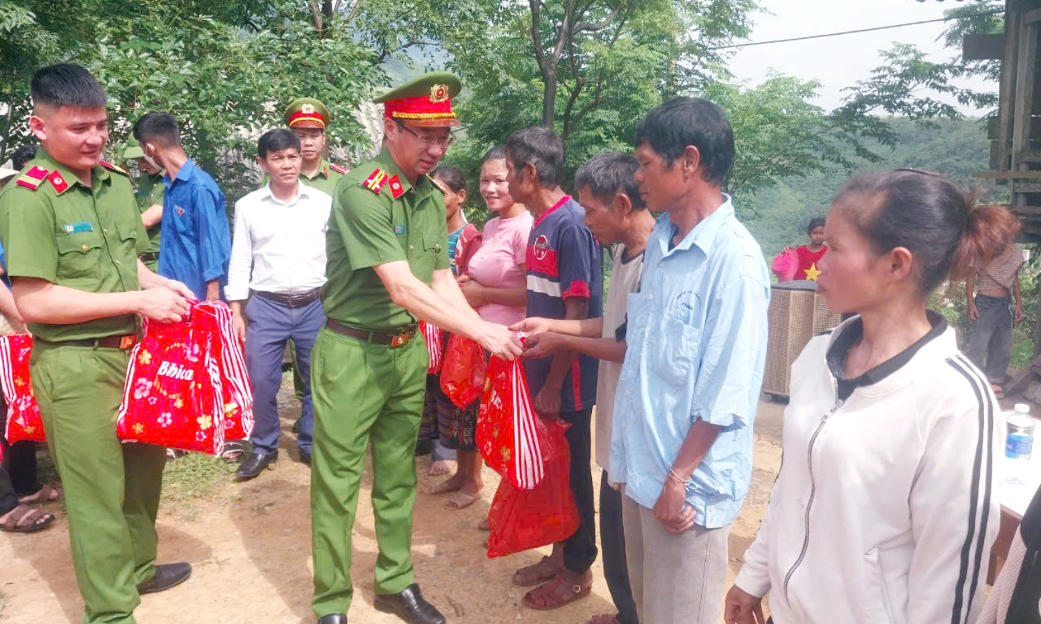 "Dân vận khéo" góp phần giảm nghèo bền vững