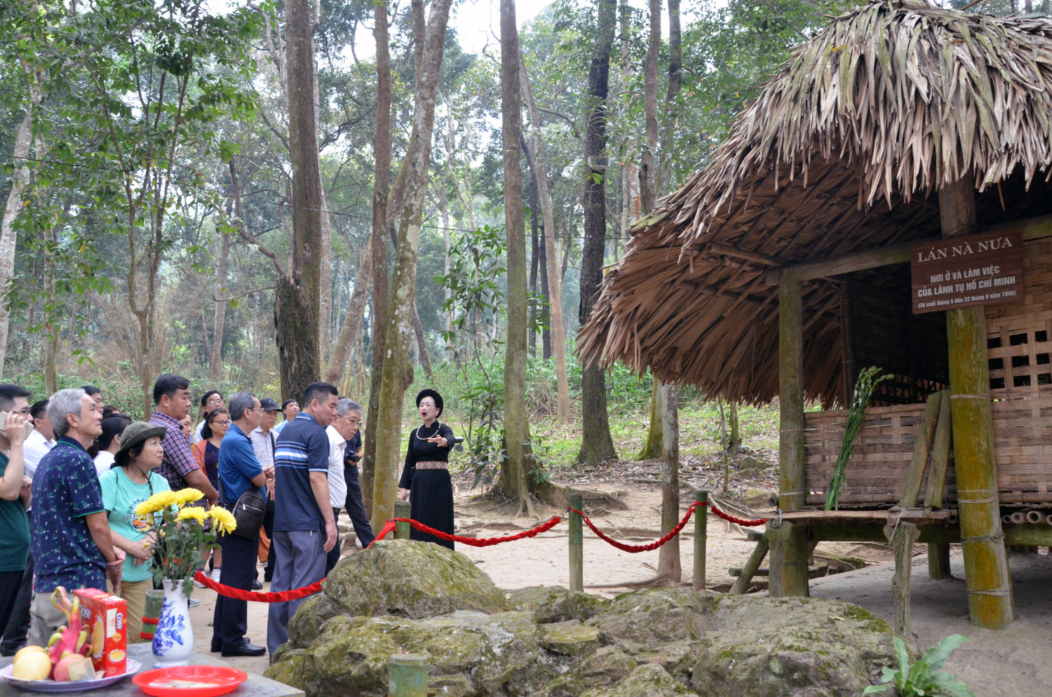 Trở lại Tân Trào...