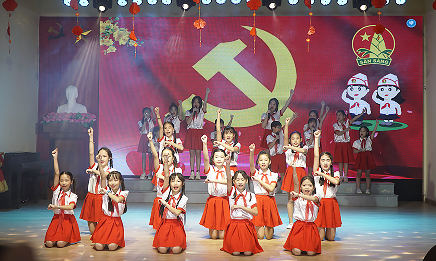 Chương trình giao lưu nghệ thuật "Em là mầm non của Đảng"