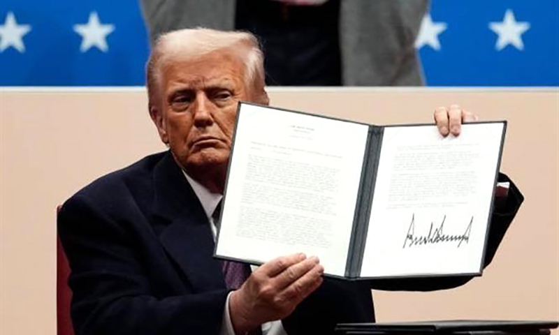 22 bang đồng loạt khởi kiện chính phủ mới của Tổng thống Trump