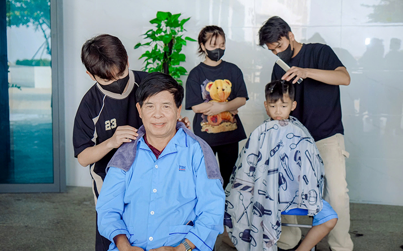 Tóc mới đón Tết, sức khỏe chào xuân