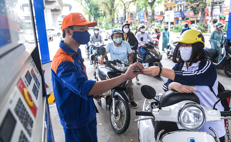 Trước 15/3, tất cả các cửa hàng xăng dầu áp dụng hóa đơn điện tử