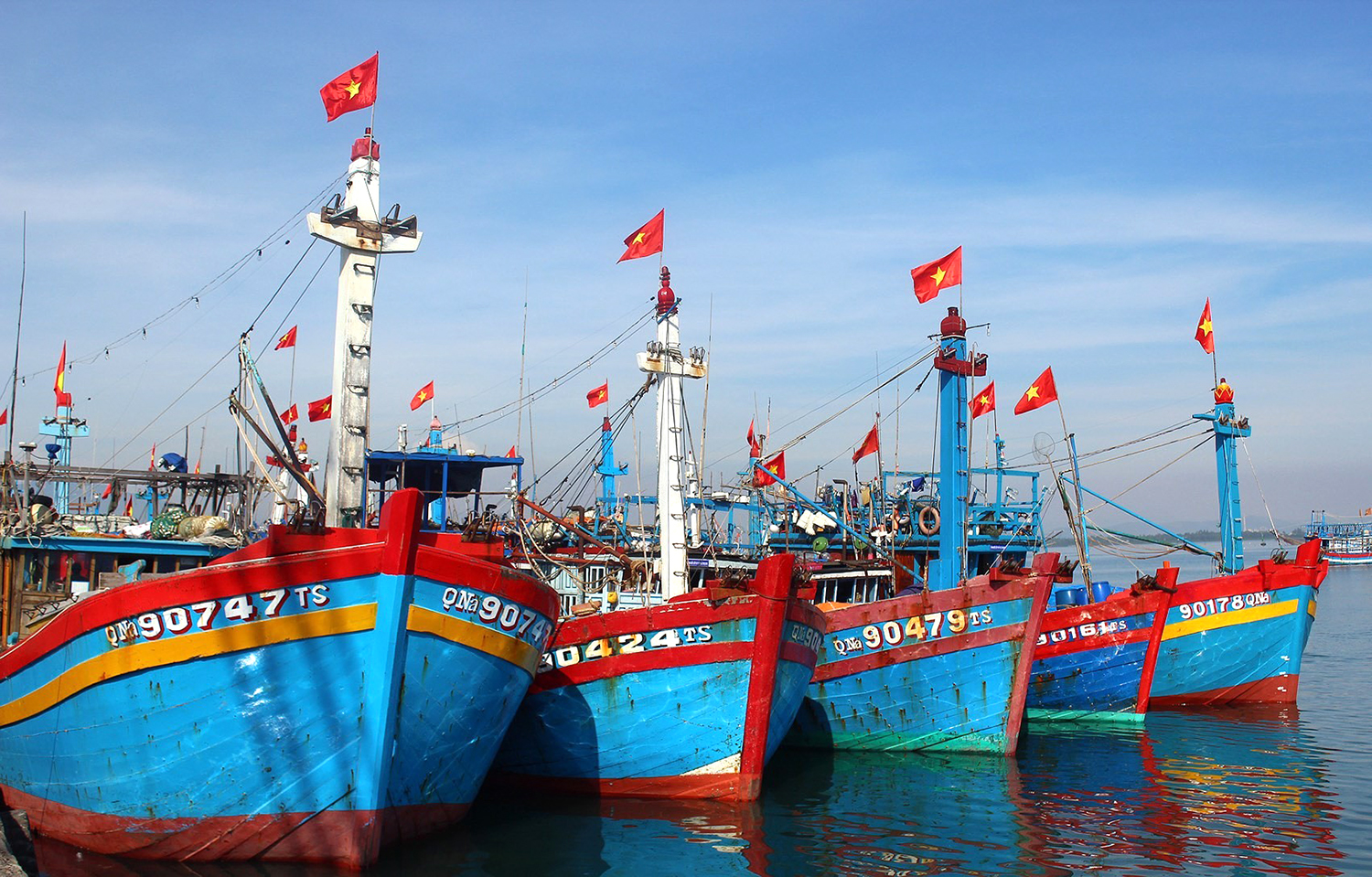 Ứng phó rét đậm, rét hại và gió mạnh trên biển dịp Tết Nguyên đán Ất Tỵ