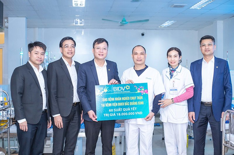 BIDV Bắc Quảng Bình trao hơn 1.500 suất quà Tết cho người yếu thế