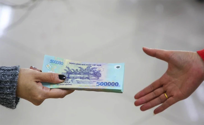 Khi nghỉ hưu sớm sau sắp xếp tổ chức bộ máy không chỉ được hưởng trợ cấp nghỉ hưu trước tuổi mà còn được hưởng lương hưu và không bị trừ tỷ lệ lương hưu. (Ảnh: PV/Vietnam+)