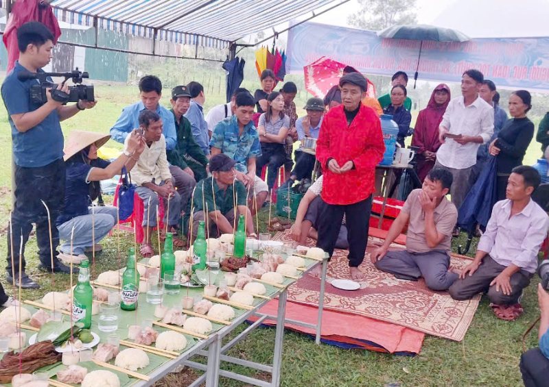 Lễ cúng Giang Sơn của người Rục tại xã Thượng Hóa, Minh Hóa.