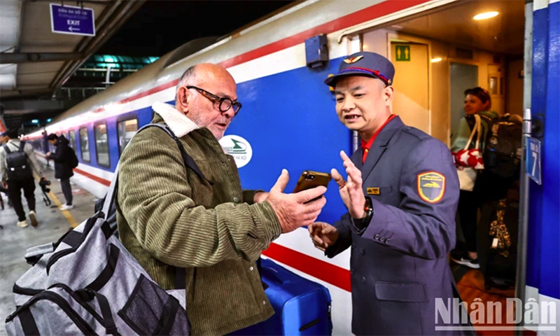 Ngành Đường sắt mở bán vé tàu dịp nghỉ lễ 30/4-1/5