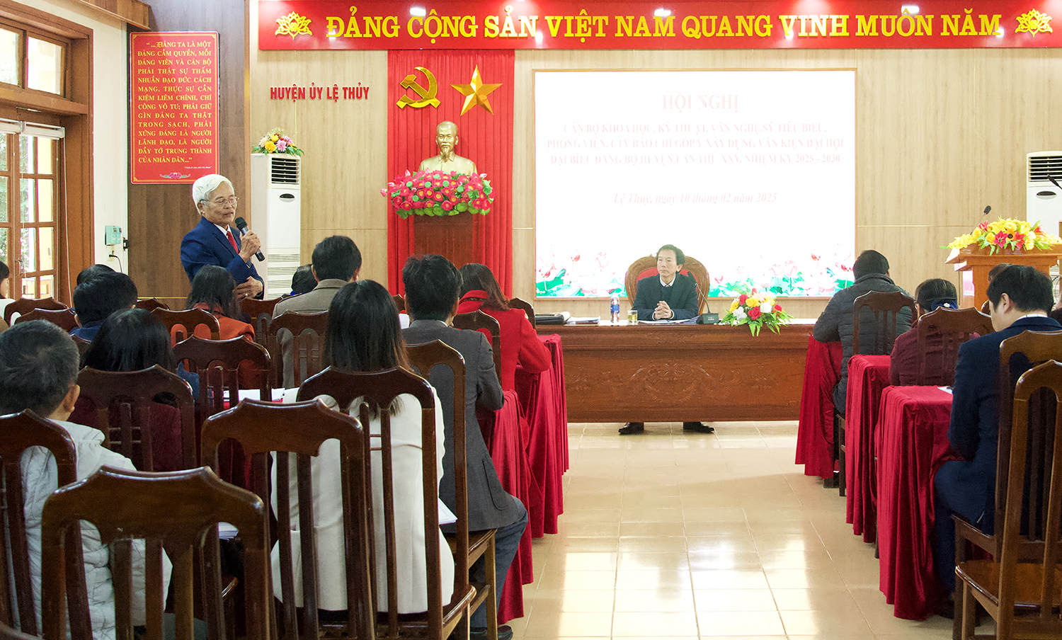 Góp ý xây dựng văn kiện Đại hội Đảng bộ huyện Lệ Thủy lần thứ XXV