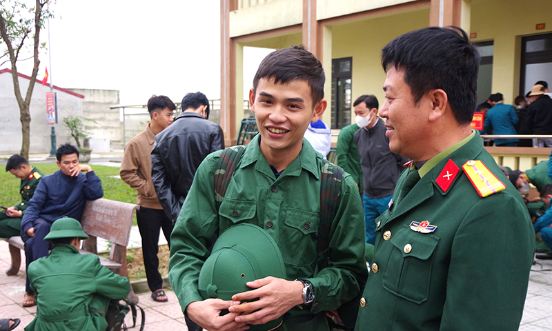 Động viên tân binh trước ngày nhập ngũ.