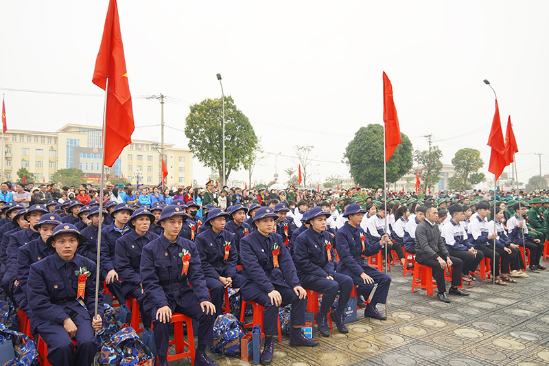 Sẵn sàng lên đường làm nhiệm vụ bảo vệ Tổ quốc.