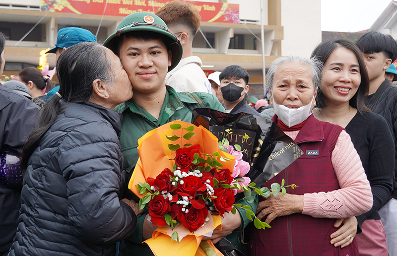 Phút bị rịn chia tay.