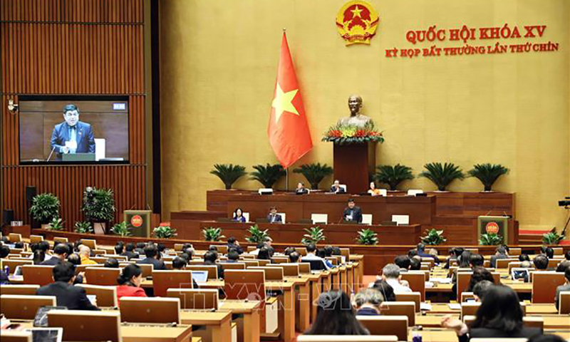 Bộ trưởng Bộ Kế hoạch và Đầu tư Nguyễn Chí Dũng phát biểu giải trình, làm rõ một số vấn đề đại biểu Quốc hội nêu. Ảnh: An Đăng/TTXVN