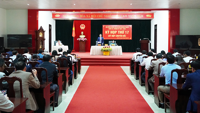 Quang cảnh kỳ họp.