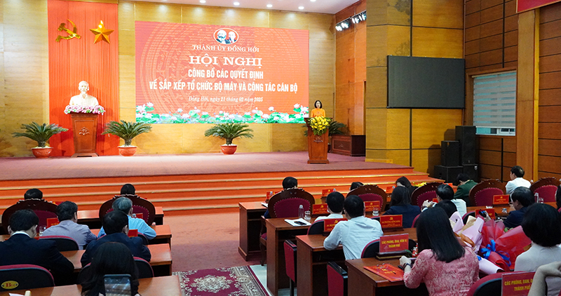 Quang cảnh hội nghị.