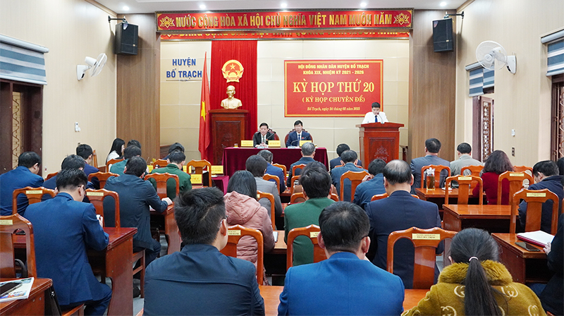 Quang cảnh kỳ họp.