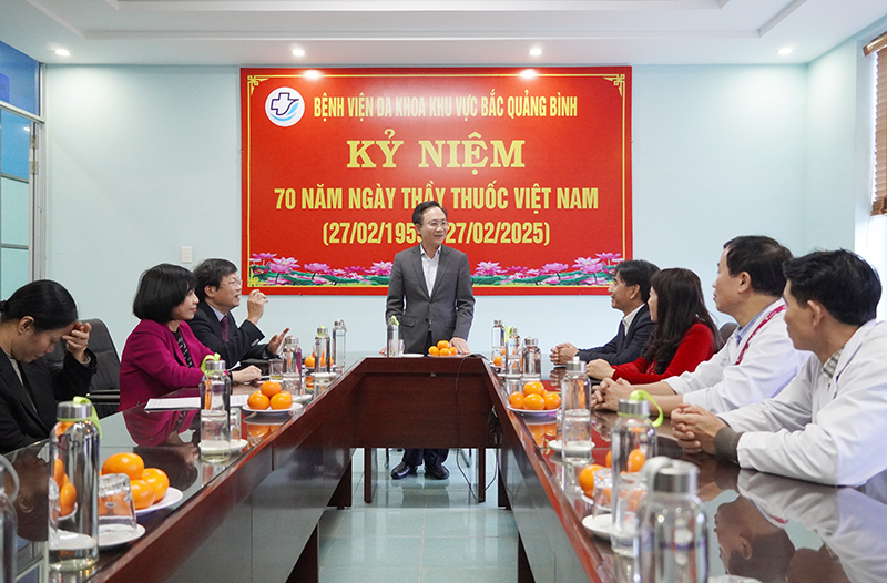 Đồng chí Phó Chủ tịch UBND tỉnh Hoàng Xuân Tân 