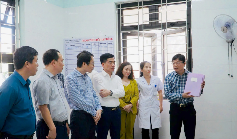 Ngành Y tế Quảng Bình luôn chú trọng nâng cao chất lượng chăm sóc sức khỏe tuyến y tế cơ sở để người dân được tiếp cận các dịch vụ y tế đa dạng, chất lượng ngay tại địa phương.