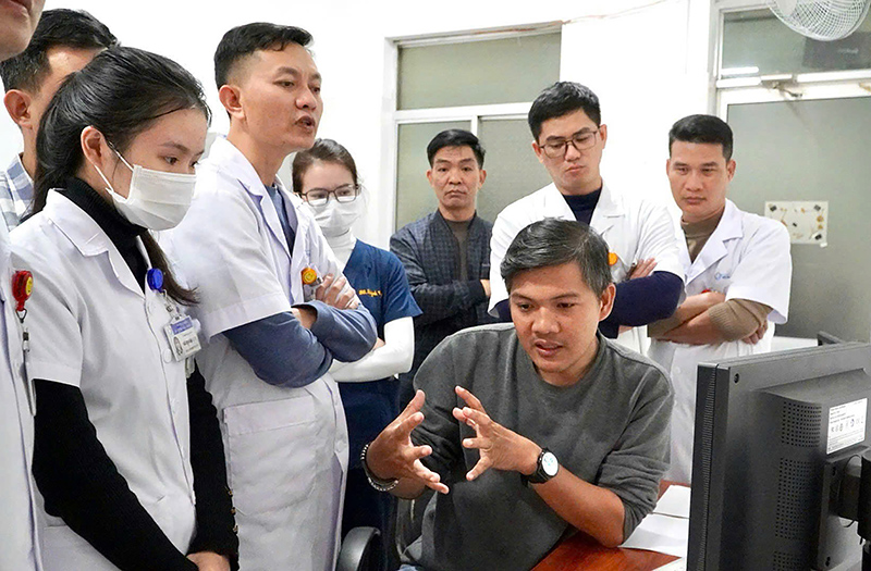 Sở Y tế Quảng Bình bàn giao, đưa vào sử dụng hệ thống CT- Scanner chụp cắt lớp 32 lát cắt/vòng quay tại Bệnh viện đa khoa khu vực Bắc Quảng Bình. 