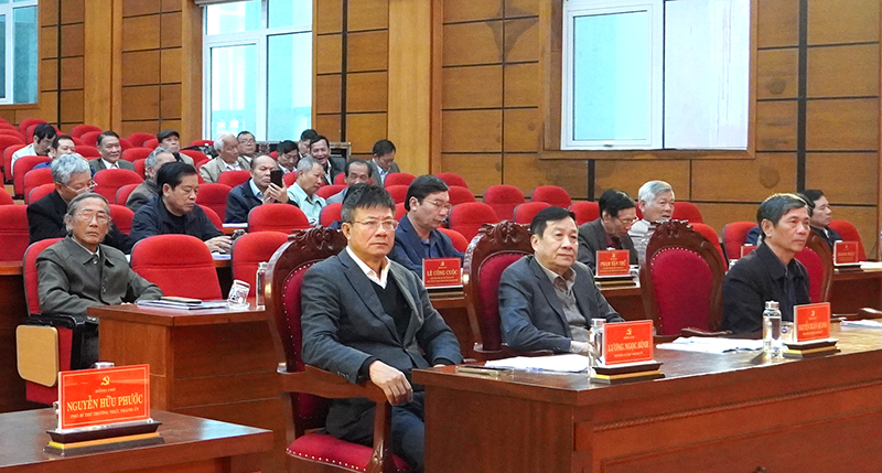 Các đại biểu tham dự hội nghị.