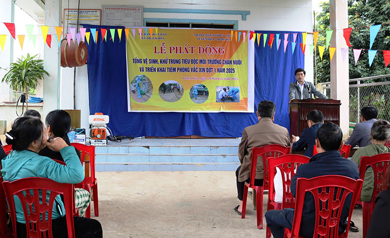  Lễ phát động “Tháng tổng vệ sinh, tiêu độc, khử trùng môi trường năm 2025”.