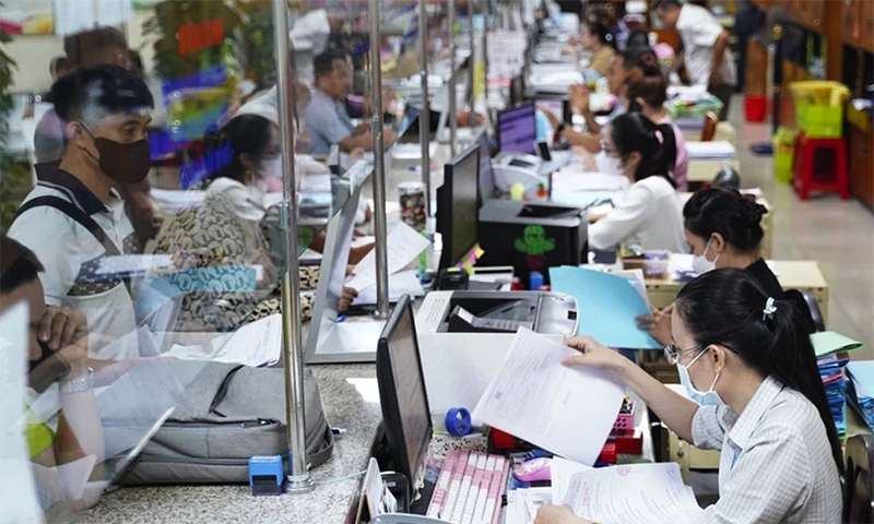 Bộ Chính trị: Tạm dừng tuyển dụng, bổ nhiệm cho đến khi hoàn thành sắp xếp bộ máy