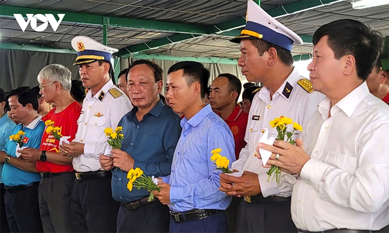 37 năm sự kiện Gạc Ma: "Thấy bóng hình cha giữa biển trời Trường Sa"