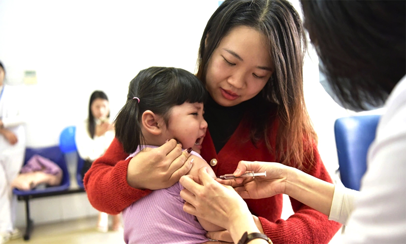 Bộ Y tế ban hành kế hoạch tiêm chủng vaccine sởi đợt 2 năm 2025