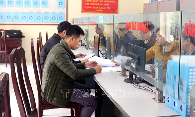 Tạm dừng trình đề án sắp xếp đơn vị hành chính cấp huyện, cấp xã theo tiêu chí cũ