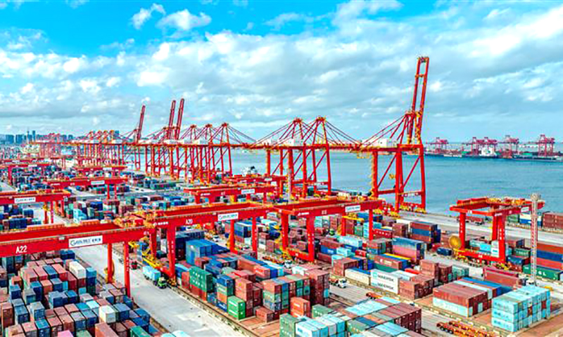 Cảng hàng hóa Nhật Chiếu, tỉnh Sơn Đông, Trung Quốc. Ảnh: THX/TTXVN
