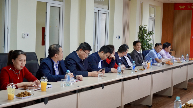 Các đại biểu dự hội nghị.