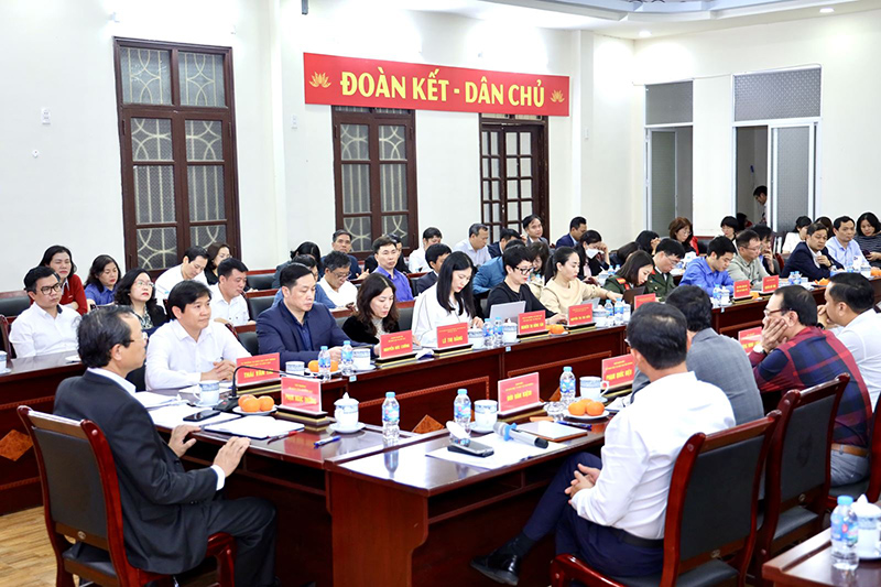 Đoàn kiểm tra của Bộ Giáo dục và Đào tạo tiếp tục đi tới nhiều địa phương kiểm tra về việc thực hiện Thông tư 29. Ảnh: TH