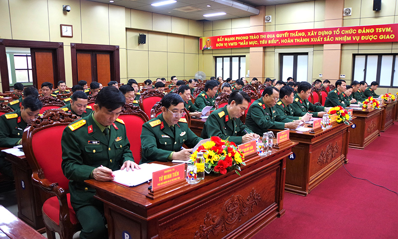 Các đại biểu dự hội nghị.