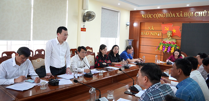 Đại diện đoàn công tác phát biểu ý kiến tại buổi làm việc.